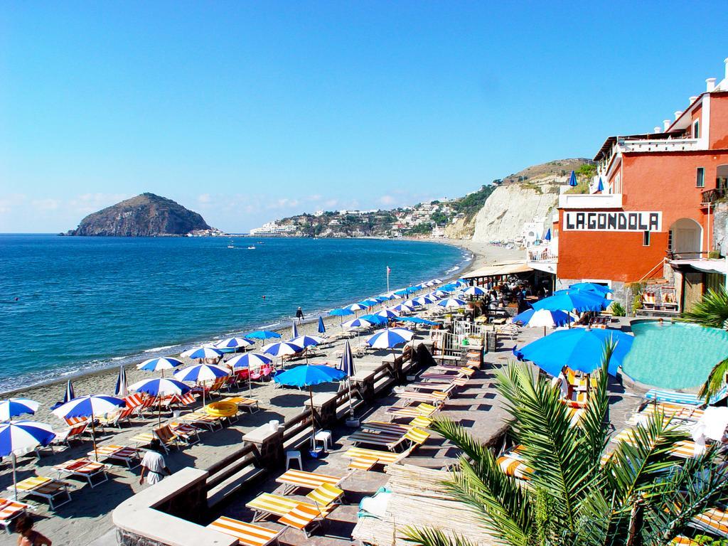 Hotel La Gondola Barano dʼIschia Exteriör bild